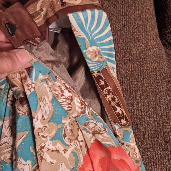 Vintage Worth scarf print silk wide leg Bermuda shorts - Picture 4 of 9